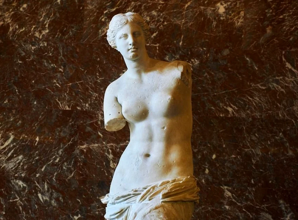 Celebra statuie a lui Venus din Milo Arhivă
