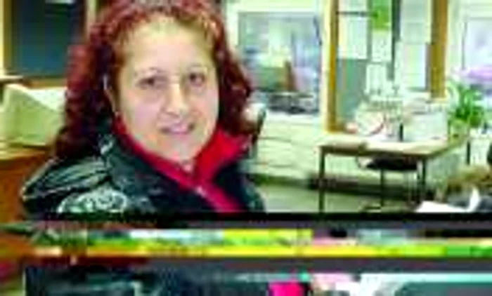 Cornelia Solar spune că ar accepta orice altă slujbă, important e să fie în afara ţării şi să-i aducă un venit decent