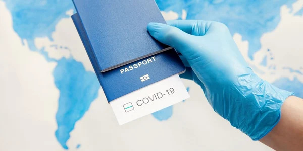 Pasaport covid certificat vaccin coronavirus FOTO Shutterstock