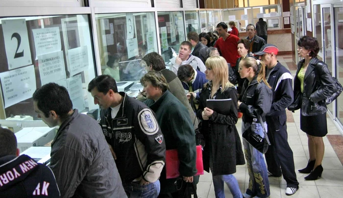 Jumătate dintre locuitorii oraşului Galaţi au fentat taxa de salubritate FOTO C Crângan