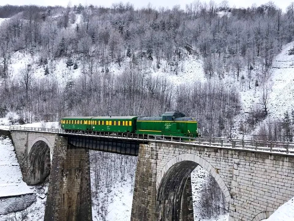 Viaduct pe CF Oravița - Anina. Foto: CFR