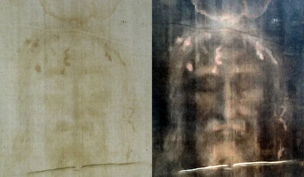 Figura umană de pe Giulgiul din Torino, imaginea originlă (stânga) și negativ (© Dianelos Georgoudis / Wikimedia Commons)