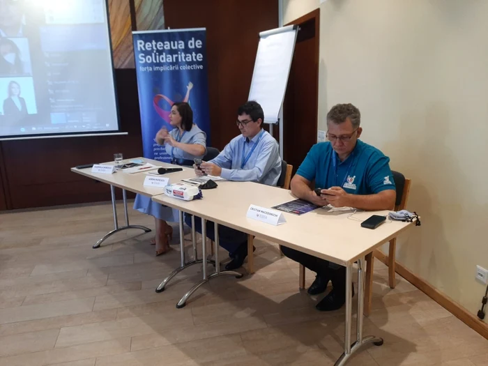 Reţeaua de solidaritate şi-a dat întâlnire la Braşov FOTO Ioan Buciumar