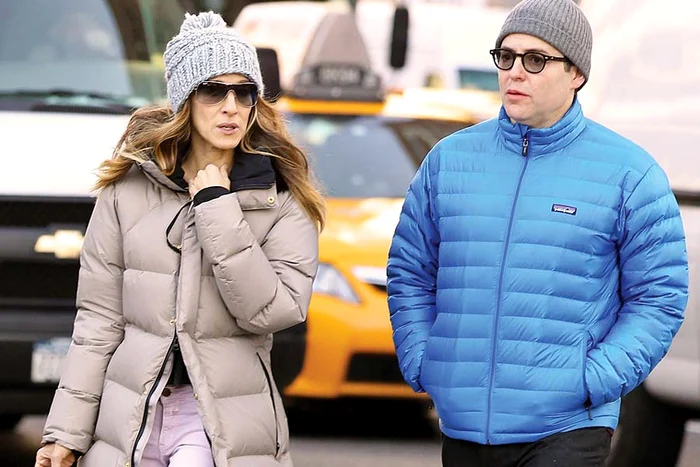 Sarah Jessica Parker şi soţul ei Matthew  Broderick au fost la  un pas de divorţ, după  ce el a înşelat-o (Fotografii: Guliver)