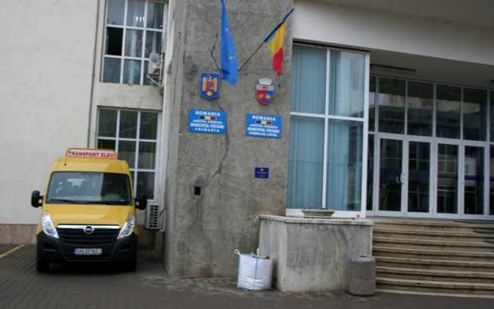 Microbuzul şcolar a ajuns la Băleşti