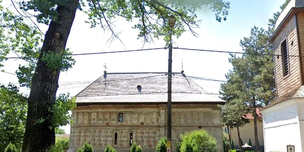 Biserica Golesti 01 foto Denis Grigorescu jpg