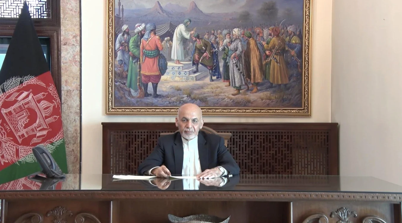 Președintele Afganistanului a fugit din țară după ce talibanii au cucerit KabululFoto: Facebook Ashraf Ghani