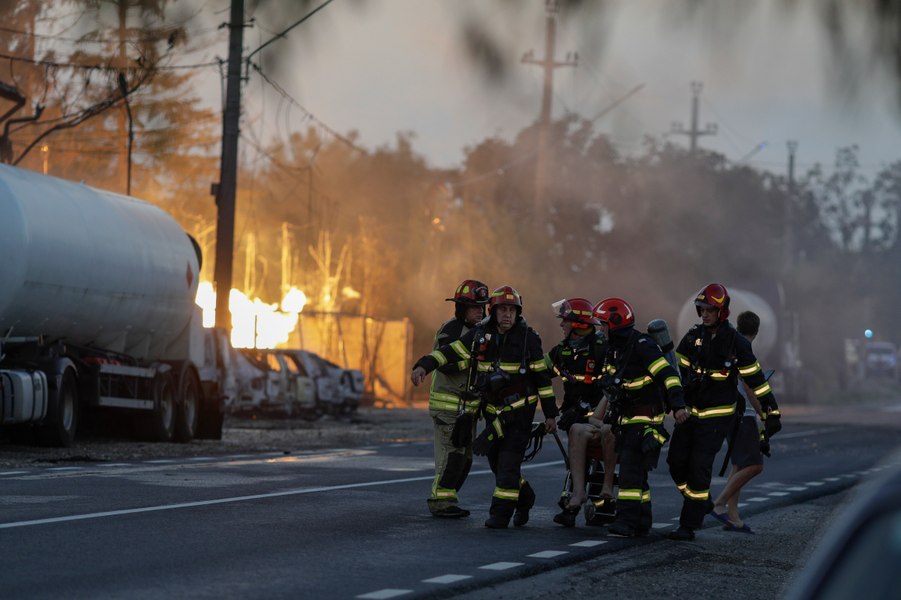 Cine este patronul depozitului GPL de la Crevedia, unde au avut loc mai multe explozii soldate cu un mort și 46 de răniți