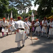 foto FB traditii doljene   calus jpg