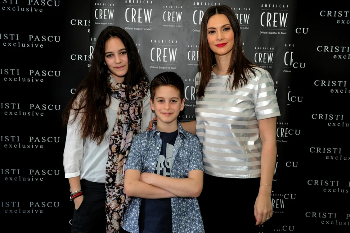 
    Fiul Andreei Berecleanu, Petru, a debutat ca model pentru o line de produse cosmetice masculine  