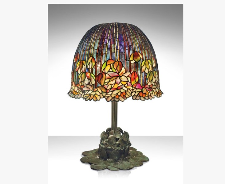 Capodoperă istorică! Cum arată lampa Tiffany vândută cu aproape 3,3 milioane de dolari