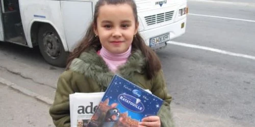 Alexandra Lelia Drăghici este elevă în clasa I A, la Colegiul Naţional Carol I.