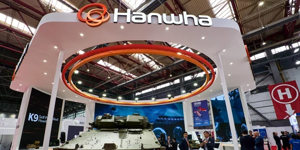 Standul Hanwha la Expoziția din București FOTO Profimedia