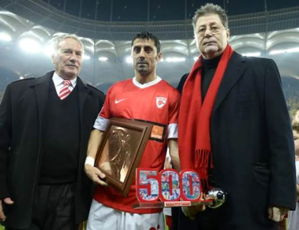 
    Ion Nunweiller (stânga), alături de Ionel Dănciulescu şi Cornel Dinu  