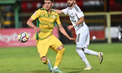 CS Mioveni FC Botosani (Sportpictures) jpg