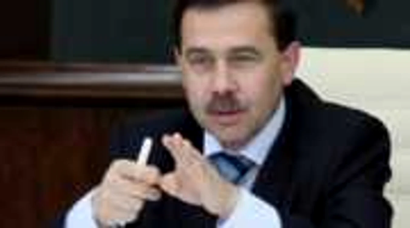 Descentralizarea, proces anticriză