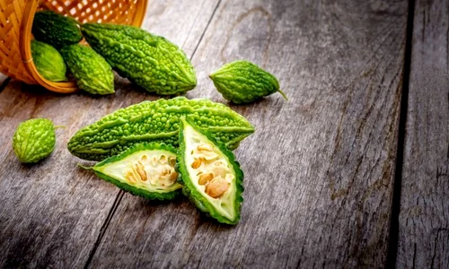 1 castravete amar jpg jpeg