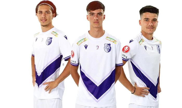 De la stânga la dreapta: Rafael Petriu, Claudiu Stancu, Yanis Pîrvu (FOTO: Facebook)