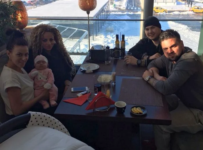 Daniela Stan şi iubitul ei Gabi vor fi părinţi spirituali pentru micuţa Ştefania isabela