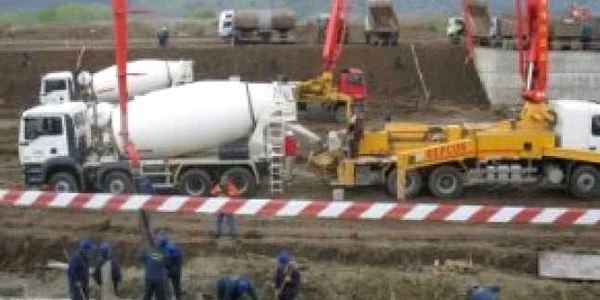Administraţiile locale primesc bani pentru investiţii, deşi nu-i cheltuie