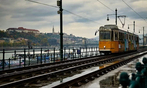 Transportul public din Budapesta, oprit timp de un minut la centenarul Tratatului de la Trianon jpeg