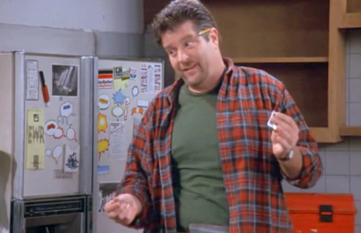 Stephen Lee a avut o apariţie în serialul TV de succes „Seinfeld“,