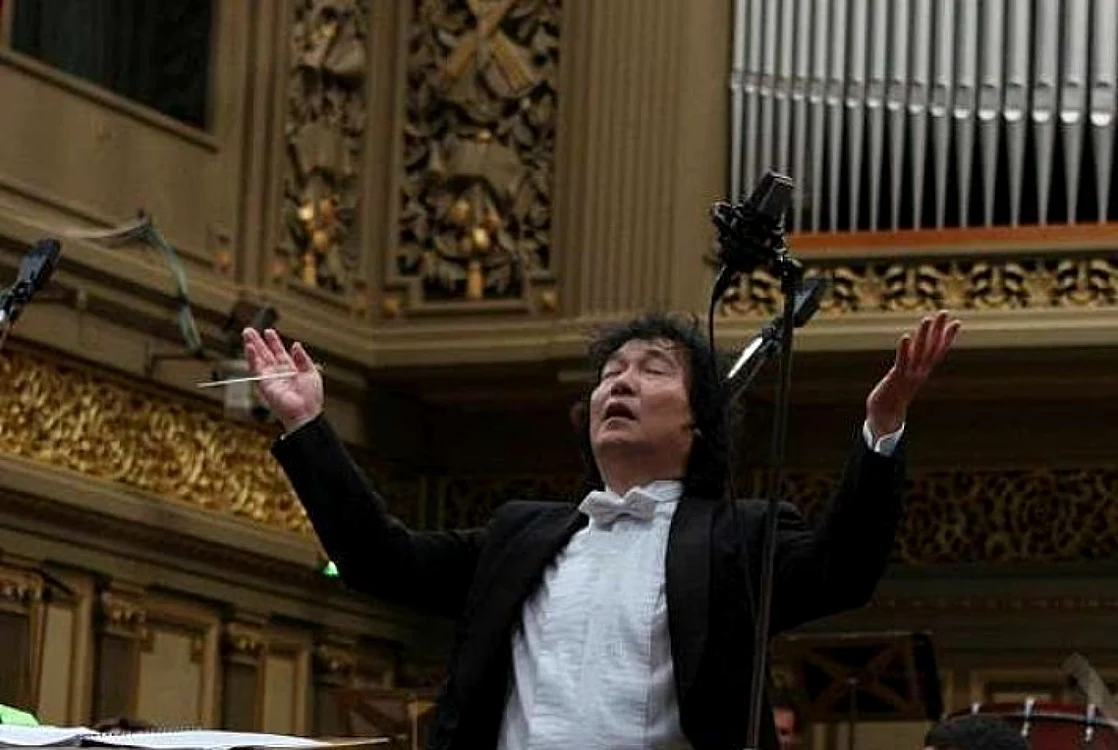 Dirijorul Jin Wang