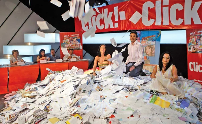 
    La primele ediţii Click!MANIA, sute de mii de scrisori se adunau pentru tragerea la sorţi  