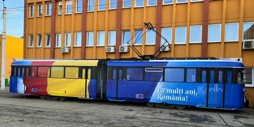 Tramvai tricolor la Timişoara