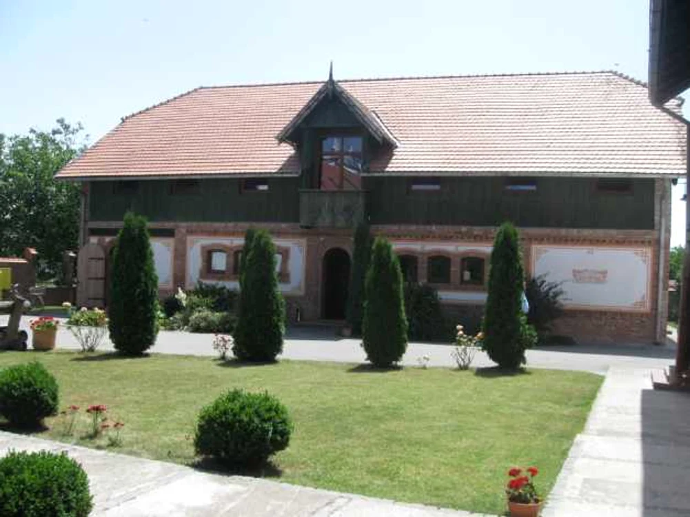 Schwabenhaus de la Şandra Foto Ştefan Both