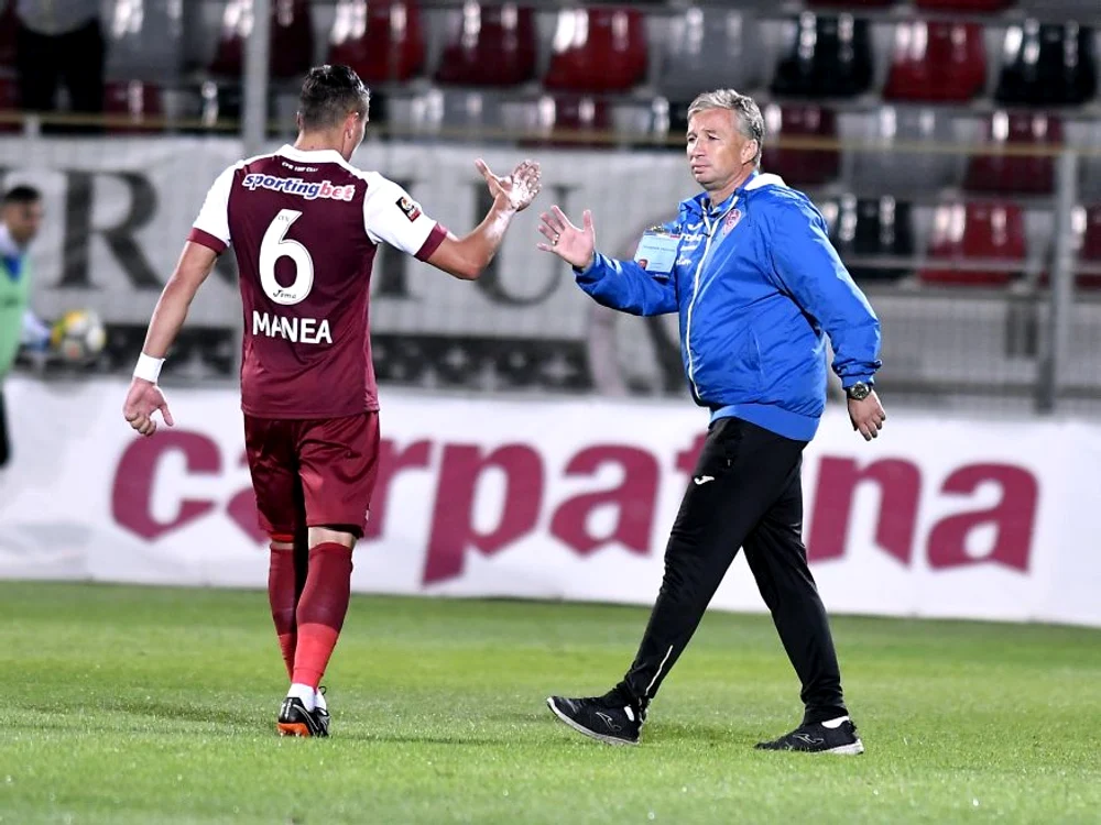 
    Dan Petrescu il va antrena din nou pe Manea la CFR ClujFOTO: Sportpictures.eu  