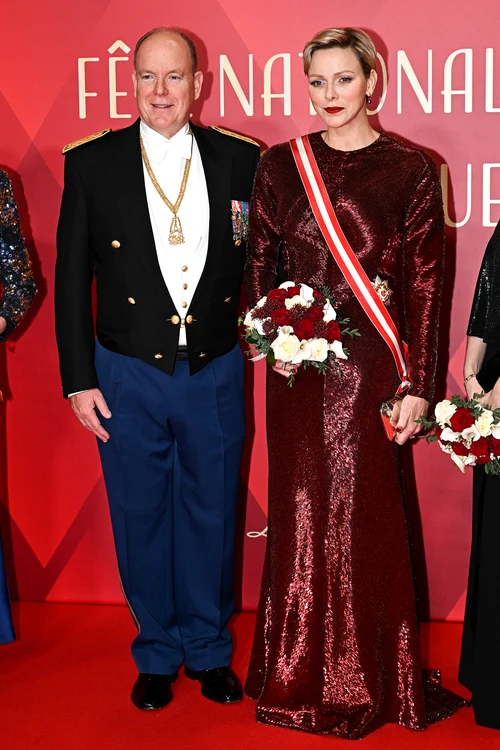Printesa Charlene si Printul Albert de Monaco la gala de Ziua Nationala   GettyImages 1802716238 (6) jpg