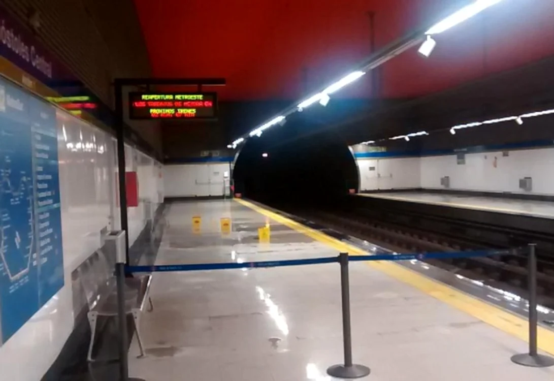 Staţia de metrou Mostoles Central din Madrid a fost parţial închisă din cauza inundaţiilor