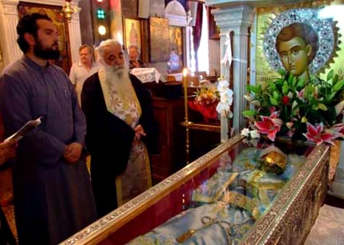 Racla su sfintele moaste din Evia ale lui Ioan Rusul