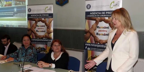 echipa care a implementat prima agentie online FOTO Corina Macavei 