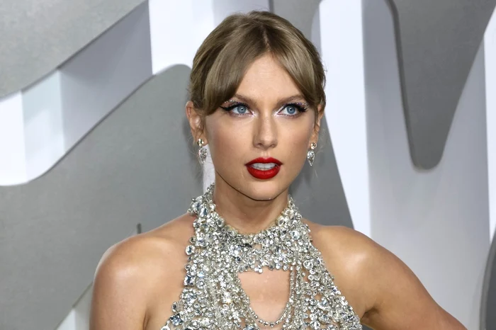 Taylor Swift (6) jpg