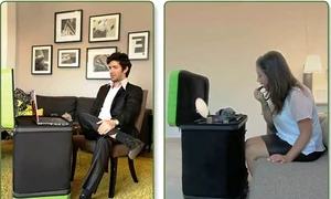 Valiza poate fi folosită pe post de masă pentru laptop sau trusa de machiaj jpeg