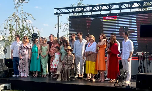 "E o distribuție foarte bună, cu actori buni", spune Emilia Popescu despre "Camera 609"