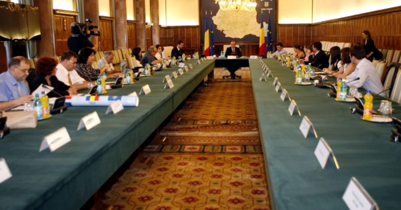 Deficitul bugetar la cinci luni, mai mare cu 1,71% faţă de 2008