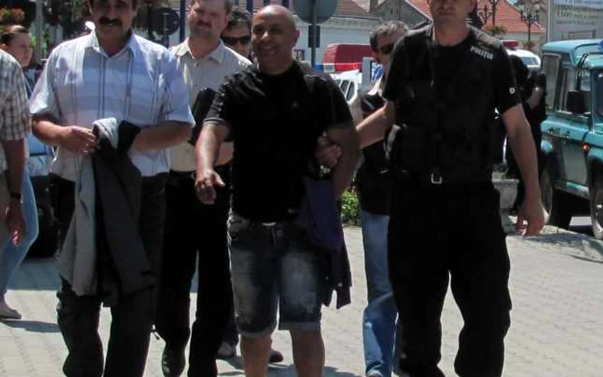 Cosmin Gabriel Pienar senior, lider al romilor din Cugir, a primit 8 ani şi 6 luni de închisoare. Foto Adevărul