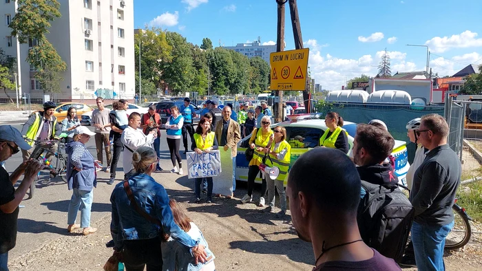 O avarie de Revelion a unit cartierul și a dus la schimbarea rețelei de apă. FOTO: Facebook