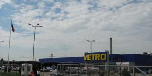 Magazinul a fost afectat de un incendiu pornit de la un scurtcircuit