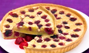 tarta cu zmeura si crema de branza 112289 jpeg