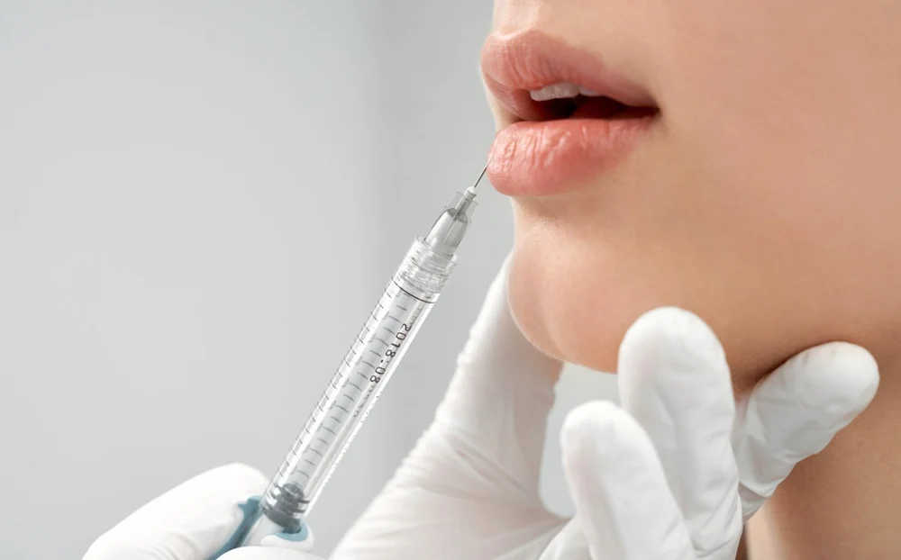 Botox pe termen lung. Ce efecte reale are asupra mușchilor, pielii și expresivității feței