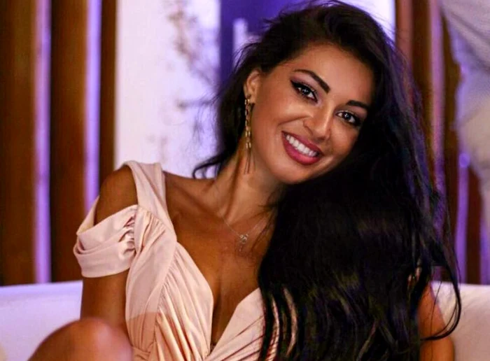 Elena Ionescu s-a reîntors cu o piesă nouă în colaborare cu SuperChillFoto: arhivă personală