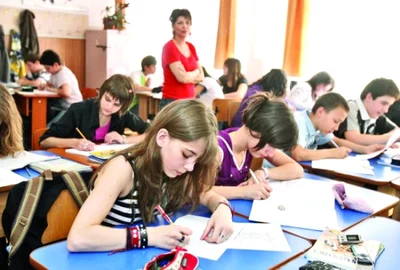 elevi profesor