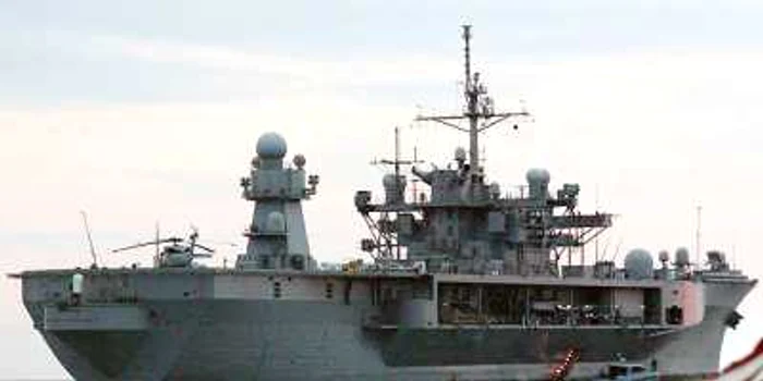 Nava militară USS Mount Whitney a ajuns în Marea Neagră