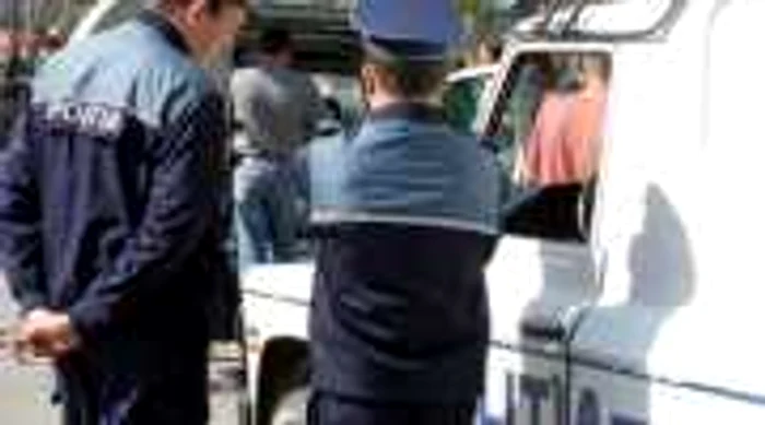 Legea unică de salarizare scoate poliţiştii în stradă