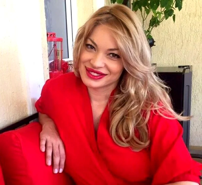 
    Valentina a dat 1.200 de lei pe leagănul-minune  