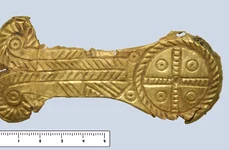 Gold ornament from Lakkithra png